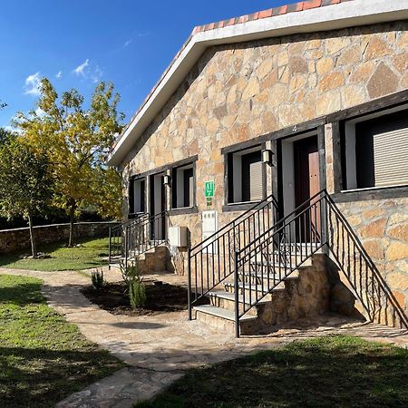 Apartamentos Los Pocillos Gargantilla del Lozoya y Pinilla de Buitrago Exterior foto