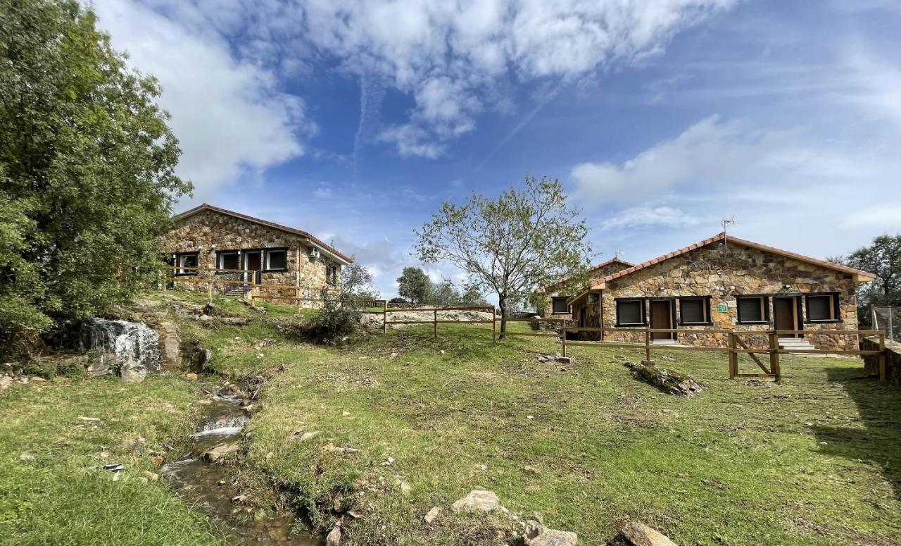 Apartamentos Los Pocillos Gargantilla del Lozoya y Pinilla de Buitrago Exterior foto