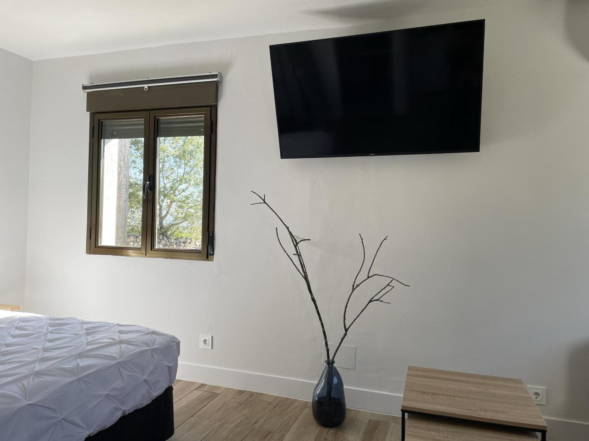 Apartamentos Los Pocillos Gargantilla del Lozoya y Pinilla de Buitrago Exterior foto